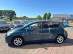 Toyota Verso 1.8 VVT-i Panoramic 7 Persoons - Navi - Camera, Auto's, Voorwielaandrijving, Zwart, 4 cilinders, Blauw