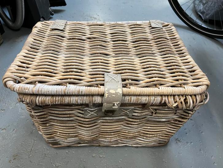 Cortina U4 Fiets: Mand, jasbeschermers, snelbinders, Fietsen en Brommers, Fietsen | Dames | Damesfietsen, Gebruikt, Overige merken