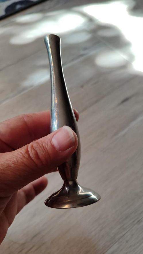 Klein Verzilverd Vintage Vaasje, Antiek en Kunst, Antiek | Vazen, Ophalen of Verzenden