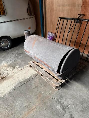 Houtkachel / Werkplaatskachel beschikbaar voor biedingen