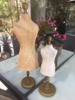 2 Paspoppen van papier mache gemaakt, Ophalen