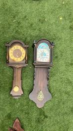 2 antieke houten wandklokken met pendule, Antiek en Kunst, Antiek | Klokken, Ophalen of Verzenden