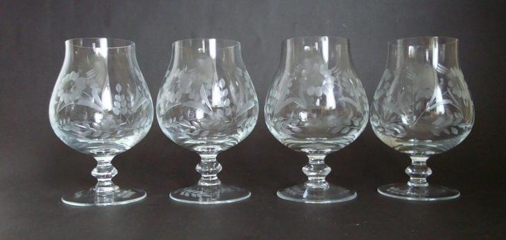 4x geslepen decoratie bloem korenaar glas cognac tulp., Antiek en Kunst, Antiek | Glas en Kristal, Ophalen of Verzenden