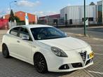 Alfa Romeo Giulietta 2.0 JTDm 240pk/NAP/18", Voorwielaandrijving, Euro 5, Stof, 1295 kg