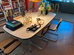 Vitra Segmented eettafel 214x107, Huis en Inrichting, Tafels | Eettafels, Ophalen, 200 cm of meer, 50 tot 100 cm, Vijf personen of meer