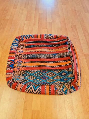 Handgeknoopte Berber Poef/Zitkussen. Prachtige kleuren 65x65 beschikbaar voor biedingen