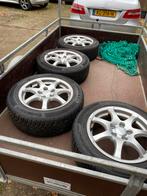 Hyundai Velgen 16 inch met Winterbanden in Topstaat, Auto-onderdelen, Banden en Velgen, Ophalen, Gebruikt, 16 inch, Banden en Velgen