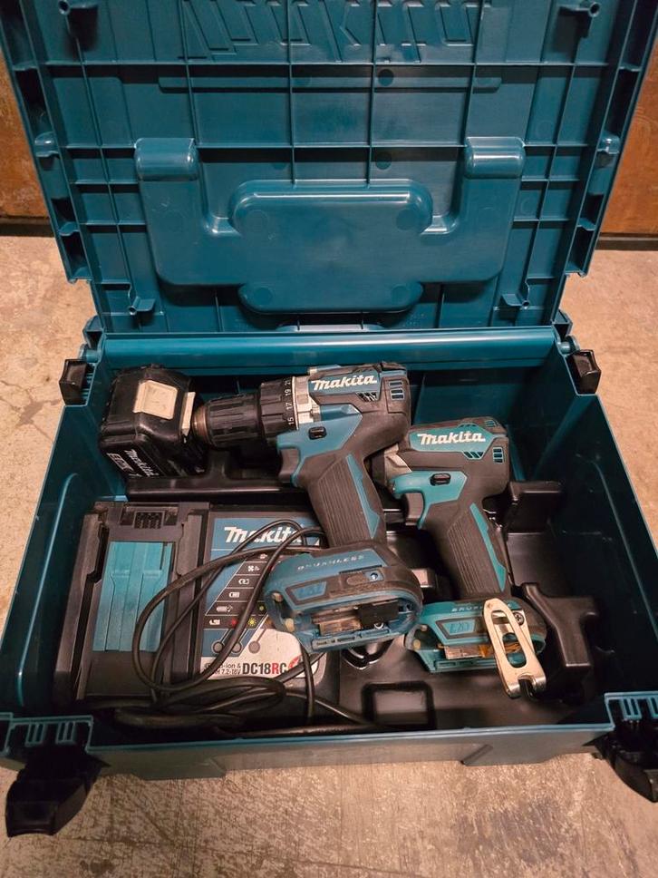 Makita combiset 18v met accu en lader, Doe-het-zelf en Verbouw, Gereedschap | Boormachines, Gebruikt, Boor- en Schroefmachine