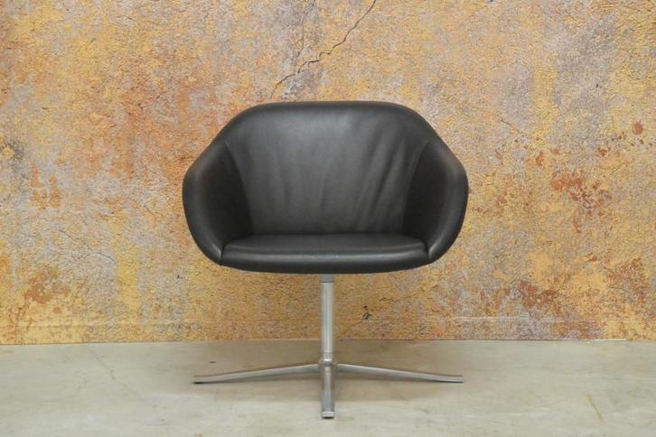 ZGAN! zwarte leren Walter Knoll Turtle design draaifauteuil, Huis en Inrichting, Fauteuils, Zo goed als nieuw, Kunststof, Metaal