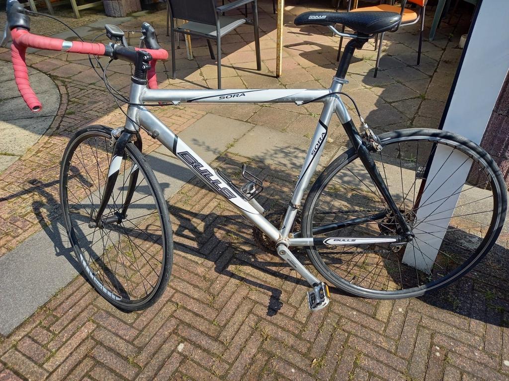 Twee nette racefietsen - Bulls & Gazelle, Fietsen en Brommers, 28 inch, Gebruikt, Heren, Aluminium