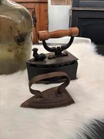Antiek strijkijzer, Antiek en Kunst, Antiek | Gereedschap en Instrumenten, Ophalen of Verzenden