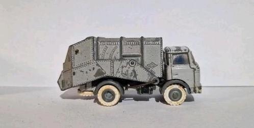 FJ France Jouets Berliet Gak Vuilniswagen - bespeeld, Hobby en Vrije tijd, Modelauto's | Overige schalen, Gebruikt, Bus of Vrachtwagen