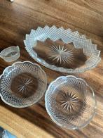Set van glazen schalen met stermotief, Antiek en Kunst, Ophalen of Verzenden