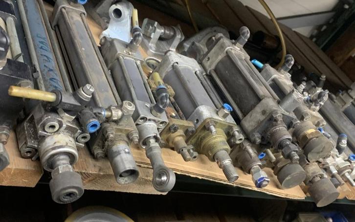 Luchtcilinders veercilinder lucht cilinder olieremcilinder, Doe-het-zelf en Verbouw, Gereedschap | Machine-onderdelen en Toebehoren
