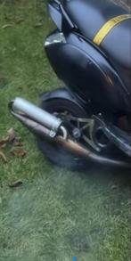 Piaggio Yasuni Z Uitlaat - 2 Takt, Fietsen en Brommers, Brommeronderdelen | Scooters, Ophalen of Verzenden, Gebruikt, Uitlaat