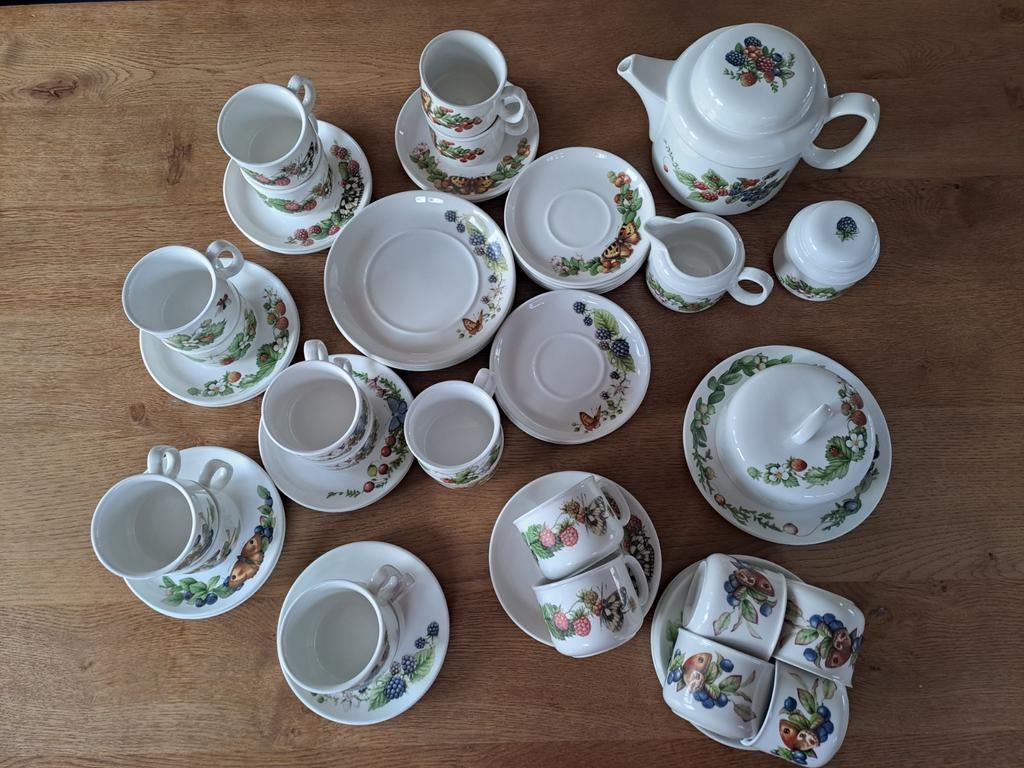 Marjolein Bastin servies, Huis en Inrichting, Keuken | Servies, Zo goed als nieuw, Overige typen, Overige stijlen, Porselein, Ophalen of Verzenden