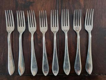  51 stuks Zwaar Verzilverde Bestek Set. beschikbaar voor biedingen