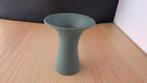 mooie vaas in vorm van een kelk, Gebruikt, Overige kleuren, Aardewerk of Porselein, Ophalen of Verzenden