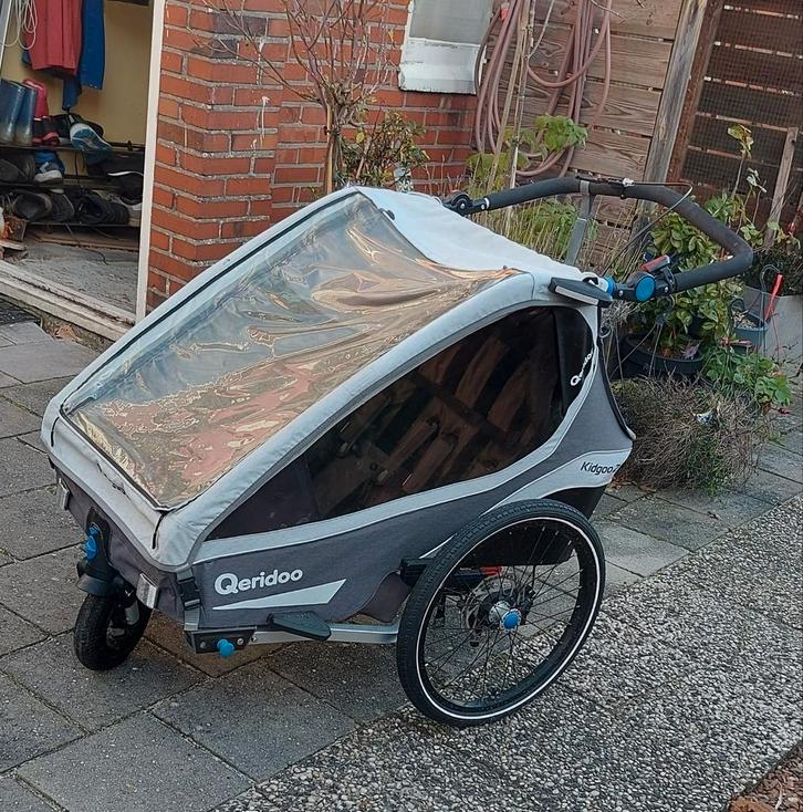 Qeridoo kidgoo 2 fietskar voor 2 kinderen, Fietsen en Brommers, Fietsaccessoires | Aanhangers en Karren, Zo goed als nieuw, Kinderkar