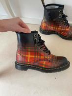 Dr. Martens 1460 Schotse Ruit Enkel Laarzen, Kleding | Dames, Overige kleuren, Lage of Enkellaarzen, Ophalen of Verzenden, Zo goed als nieuw