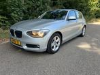 BMW 1-Serie 114I 75KW 5-DR 2013 Grijs Navi Cruise, 1-Serie, Zwart, 4 cilinders, 19 km/l