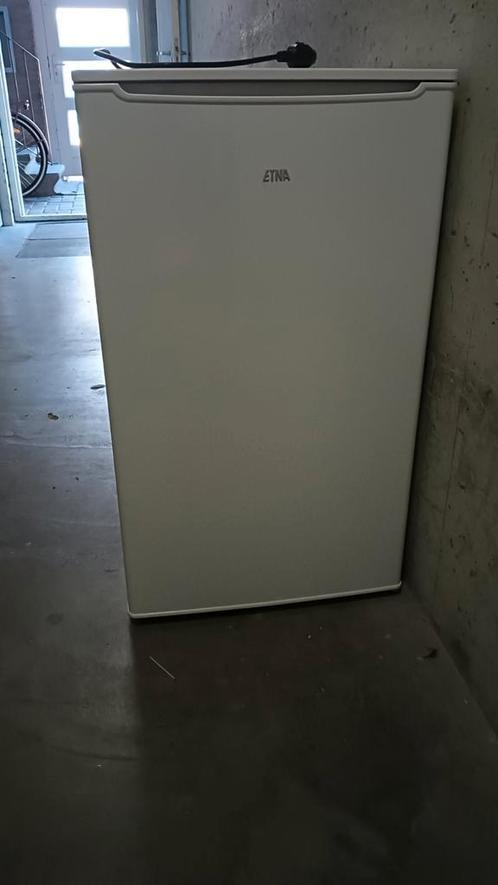 Etna Koelkast - vrijstaand tafelmodel, Witgoed en Apparatuur, Koelkasten en IJskasten, Zo goed als nieuw, Zonder vriesvak, 100 tot 150 liter