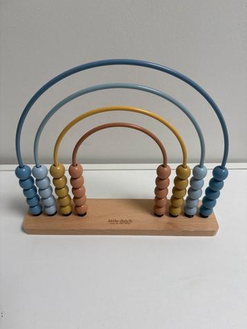 Little Dutch Kralenregenboog beschikbaar voor biedingen
