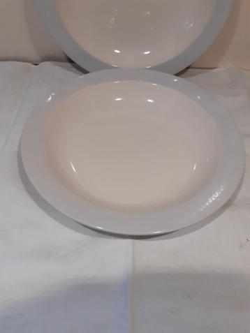 FRIS Edam diepe borden blauwgrijs *eureka* beschikbaar voor biedingen