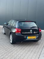 BMW 1-Serie 116i Automaat 2012 Zwart, 65 €/maand, 4 cilinders, Zwart, 650 kg