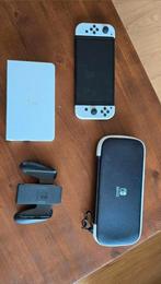 Nintendo Switch OLED (wit met hoes), Spelcomputers en Games, Spelcomputers | Nintendo Switch, Ophalen of Verzenden, Zo goed als nieuw
