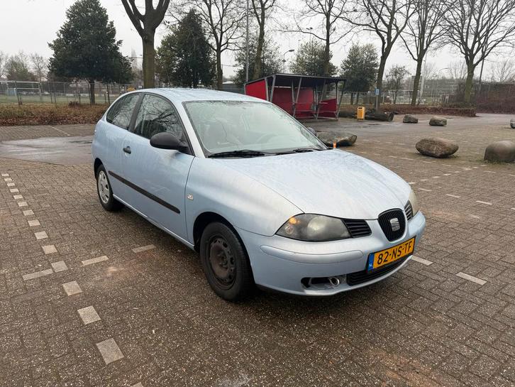 Seat Ibiza 1.4 16V 55KW 2004 Blauw, Auto's, Seat, Bedrijf, Ibiza, Benzine, C, Hatchback, Handgeschakeld, Origineel Nederlands