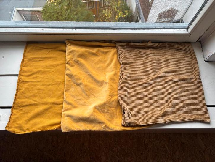 3 kussenslopen, okergeel en bruin, Huis en Inrichting, Woonaccessoires | Kussens, Gebruikt, Bruin, Vierkant, Ophalen