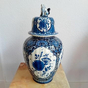Dekselvaas, Delft, Royal Sphinx, Boch Belgium, distel, 40 cm beschikbaar voor biedingen