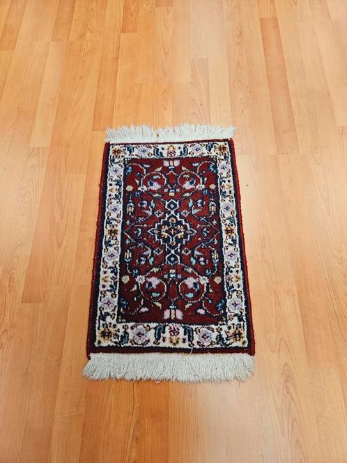 Perzisch Handgeknoopt Tapijt. NU AFGEPRIJSD! 40 x 72!, Antiek en Kunst, Antiek | Kleden en Textiel, Ophalen of Verzenden