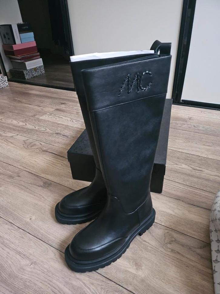 Marccain Laarzen - Stijlvol en Comfortabel!, Kleding | Dames, Schoenen, Nieuw, Hoge laarzen, Zwart, Ophalen of Verzenden