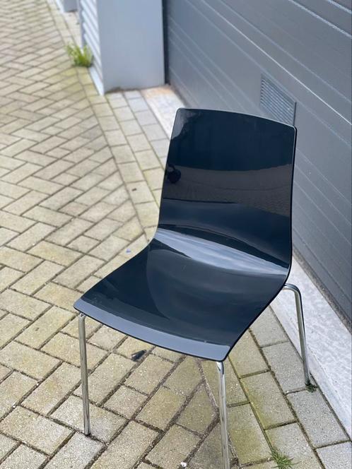 3 stuks mooie zwarte design stoelen ., Huis en Inrichting, Stoelen, Gebruikt, Drie, Kunststof, Zwart, Ophalen