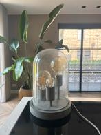 Industriële tafellamp met glazen stolp, Huis en Inrichting, Lampen | Tafellampen, Ophalen, Zo goed als nieuw, Glas, Minder dan 50 cm