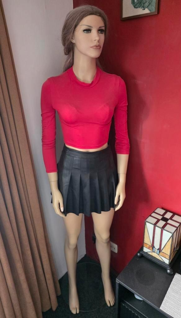 3 mooie Etalage poppen (incl. kleding, pruik en standaard), Verzamelen, Poppen, Zo goed als nieuw, Pop, Ophalen