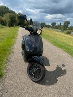 Vespa s 80cc, Fietsen en Brommers, Ophalen, Zo goed als nieuw