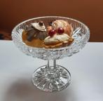 kristal bonbonschaaltje, Ophalen