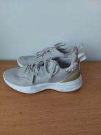 Beige Hush Puppies sneakers, Ophalen of Verzenden, Zo goed als nieuw, Beige