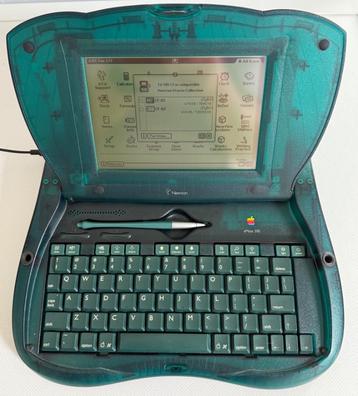 Apple newton eMate 300 in zeer mooie staat. beschikbaar voor biedingen