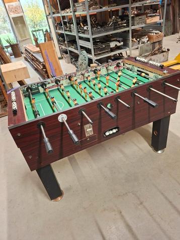 Professioneel Tafelvoetbalspel - Compleet & Werkend beschikbaar voor biedingen