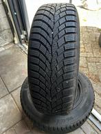 Winterbanden 185/60 R15 met Velgen - Renault Clio, Auto-onderdelen, Ophalen, Gebruikt, 15 inch, Banden en Velgen