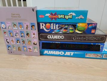 Diverse gezelschapsspellen beschikbaar voor biedingen