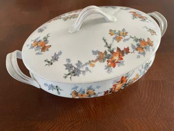 Czechoslovakia Dekschaal porselein type Roma beschikbaar voor biedingen