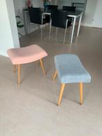 2 leuke krukjes voetenbankjes Deens Mid Century, Huis en Inrichting, Krukjes, Ophalen, Gebruikt, Hout