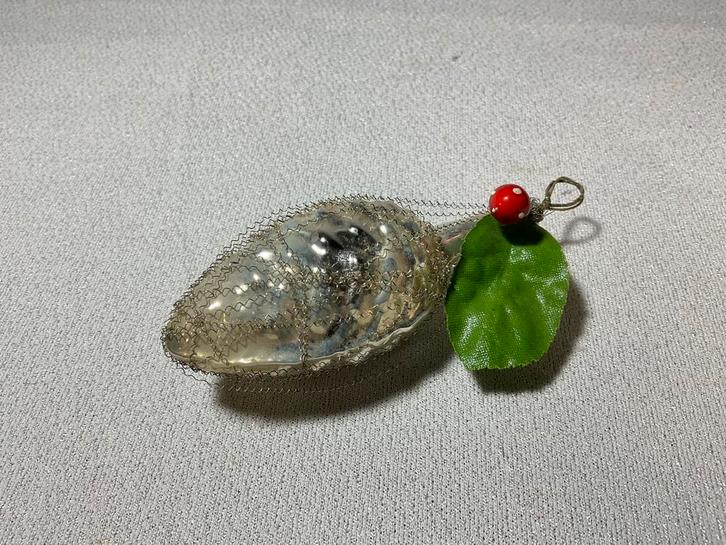 Fraaie oude glazen dennenappel, Diversen, Kerst, Gebruikt, Ophalen of Verzenden