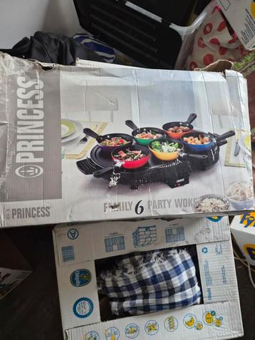 Princess Family 6 Party Woks beschikbaar voor biedingen