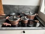 Bronskleurig 5-delig keramisch pannenset., Huis en Inrichting, Keuken | Potten en Pannen, Ophalen, Overige materialen, Pannenset